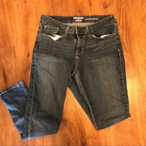 Denzien Whiskered Stretch Skinny Jeans